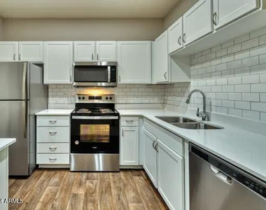 3625 E Ray Road - Photo Thumbnail 5