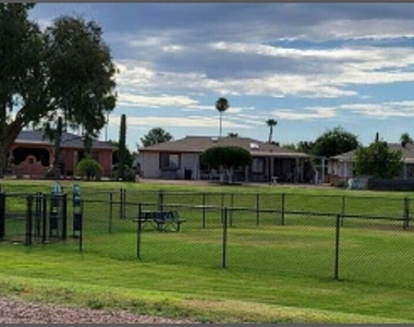 903 S 78th Place - Photo Thumbnail 35