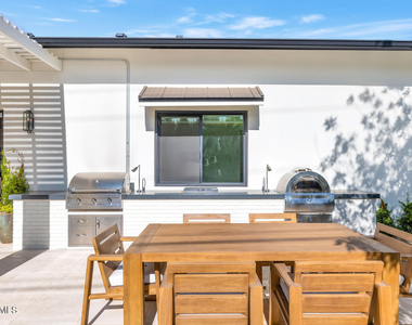 4147 E Clarendon Avenue - Photo Thumbnail 24