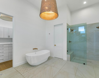 4147 E Clarendon Avenue - Photo Thumbnail 13