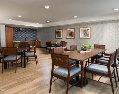 7750 W Encanto Boulevard - Photo Thumbnail 11