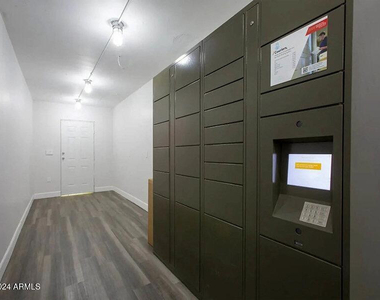 3101 N 32nd Street - Photo Thumbnail 16