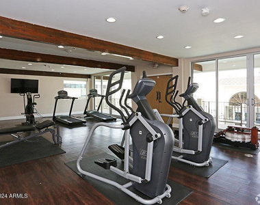 3101 N 32nd Street - Photo Thumbnail 9