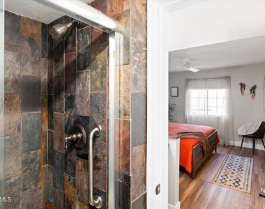 533 W Guadalupe Road - Photo Thumbnail 37