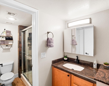 533 W Guadalupe Road - Photo Thumbnail 34