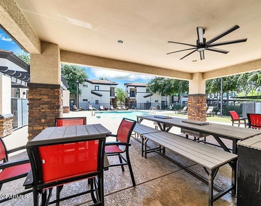 22280 S 209th Way - Photo Thumbnail 7