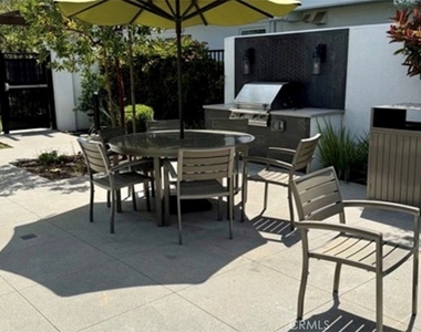 1197 Winslow Lane - Photo Thumbnail 19