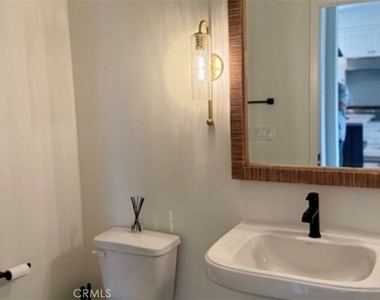 1197 Winslow Lane - Photo Thumbnail 9