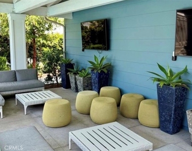 1197 Winslow Lane - Photo Thumbnail 20