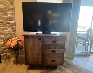 10080 N Mountainview Lake Drive - Photo Thumbnail 5