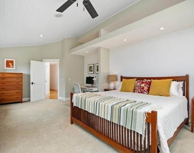 335 10th Street - Photo Thumbnail 11