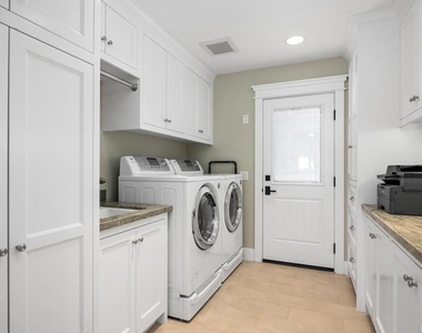 335 10th Street - Photo Thumbnail 7