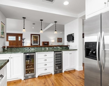 335 10th Street - Photo Thumbnail 5