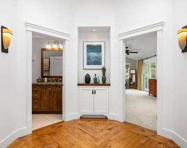 335 10th Street - Photo Thumbnail 8