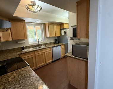 9635 E Palomino Place - Photo Thumbnail 1