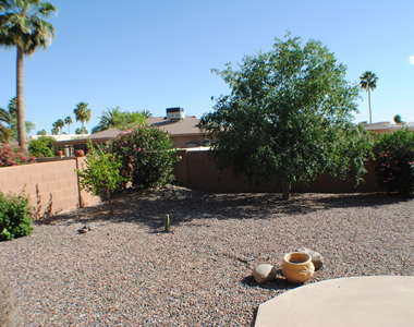 9635 E Palomino Place - Photo Thumbnail 21