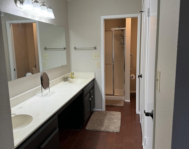 9635 E Palomino Place - Photo Thumbnail 9
