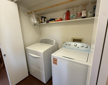 9635 E Palomino Place - Photo Thumbnail 3