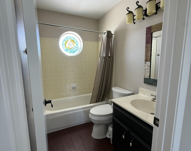 9635 E Palomino Place - Photo Thumbnail 16