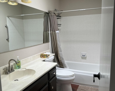9635 E Palomino Place - Photo Thumbnail 13