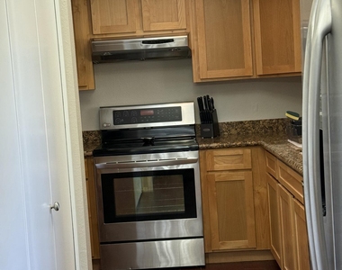 9635 E Palomino Place - Photo Thumbnail 2