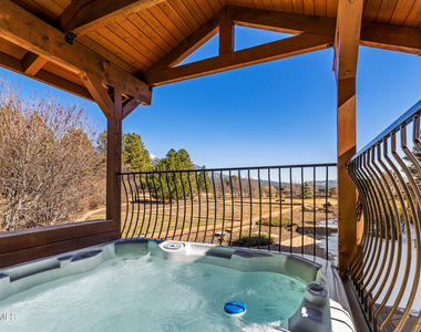 8950 W Antoinette Way - Photo Thumbnail 1