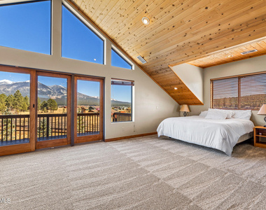 8950 W Antoinette Way - Photo Thumbnail 106