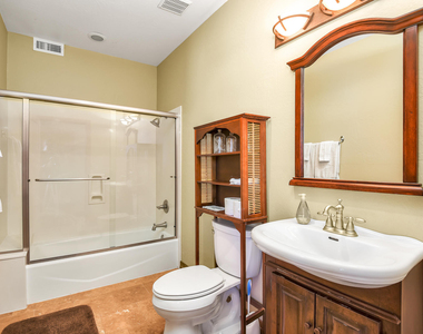 8950 W Antoinette Way - Photo Thumbnail 69