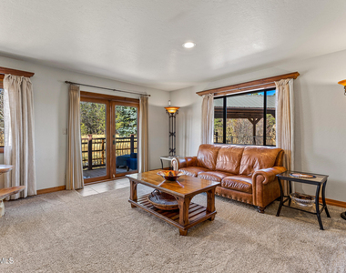 8950 W Antoinette Way - Photo Thumbnail 136