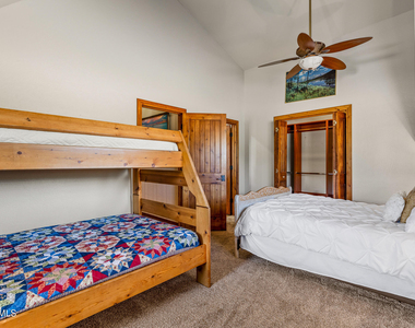 8950 W Antoinette Way - Photo Thumbnail 148