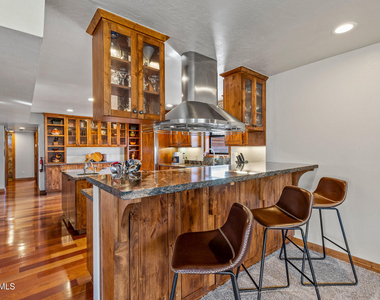 8950 W Antoinette Way - Photo Thumbnail 134
