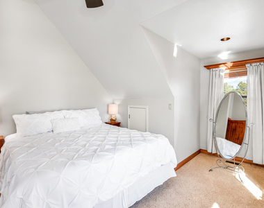 8950 W Antoinette Way - Photo Thumbnail 45