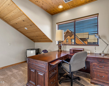 8950 W Antoinette Way - Photo Thumbnail 108