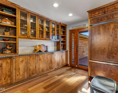 8950 W Antoinette Way - Photo Thumbnail 128
