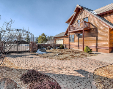 8950 W Antoinette Way - Photo Thumbnail 79