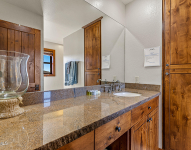 8950 W Antoinette Way - Photo Thumbnail 151