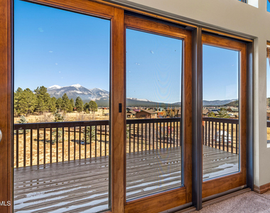 8950 W Antoinette Way - Photo Thumbnail 105