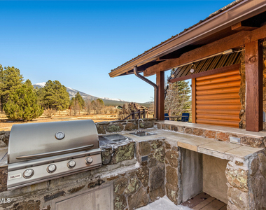 8950 W Antoinette Way - Photo Thumbnail 124