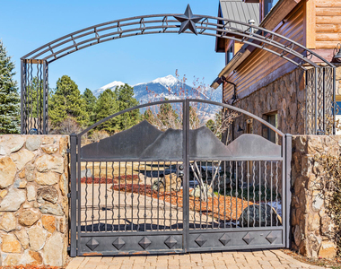 8950 W Antoinette Way - Photo Thumbnail 36