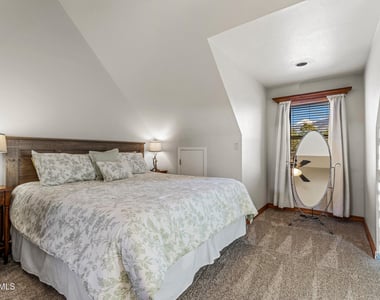 8950 W Antoinette Way - Photo Thumbnail 153