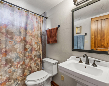 8950 W Antoinette Way - Photo Thumbnail 142