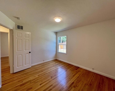 1232 Malone Road - Photo Thumbnail 35