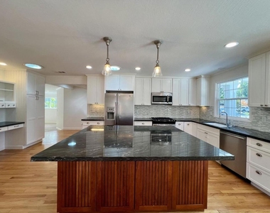 1232 Malone Road - Photo Thumbnail 13
