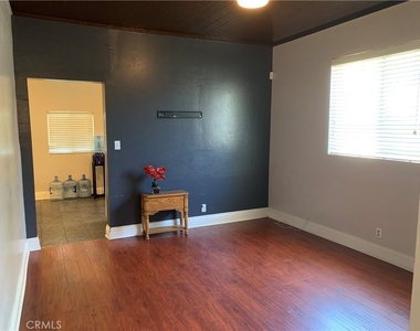 507 W State Street - Photo Thumbnail 32