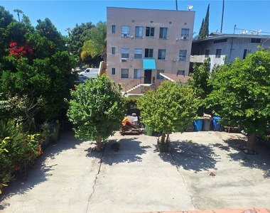 1943 Estrella - Photo Thumbnail 15