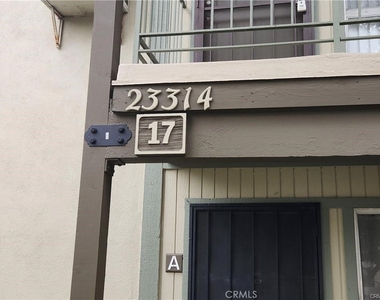 23314 Sesame Street - Photo Thumbnail 5