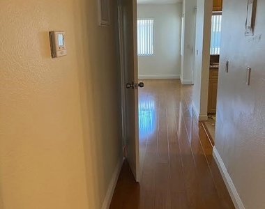 396 W Dryden Street - Photo Thumbnail 4