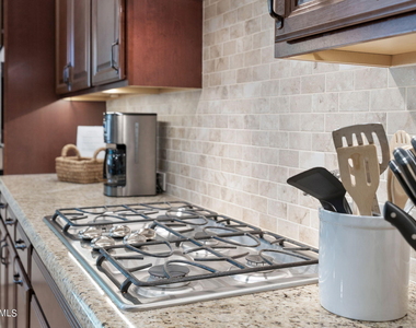 20416 E Raven Drive - Photo Thumbnail 9