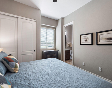 20416 E Raven Drive - Photo Thumbnail 31