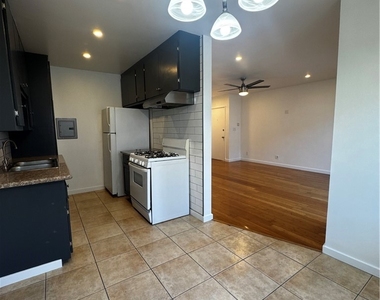 410 S Commonwealth - Photo Thumbnail 19